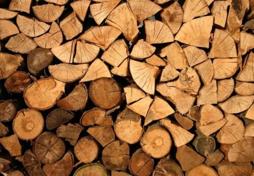 Hoeveel haardhout heb ik nodig? Zo bereken je het